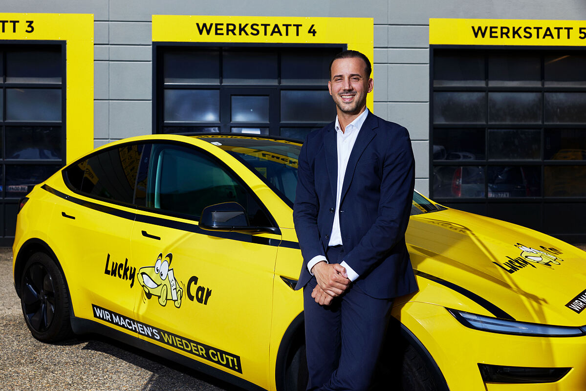 Mitar Kos, Geschäftsführer von Lucky Car